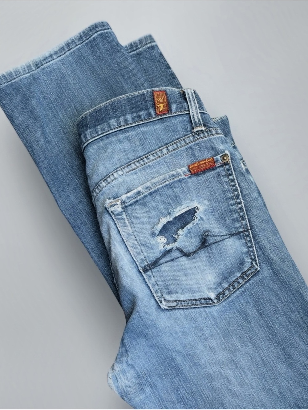 7 For All Mankind Standard Distressed Button Fly Jeans Size 31 USA